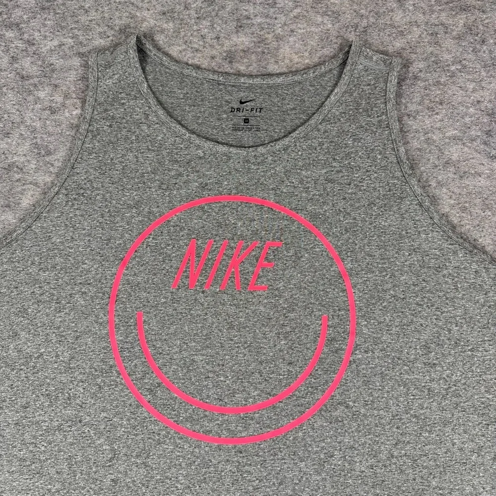 Nike item dri